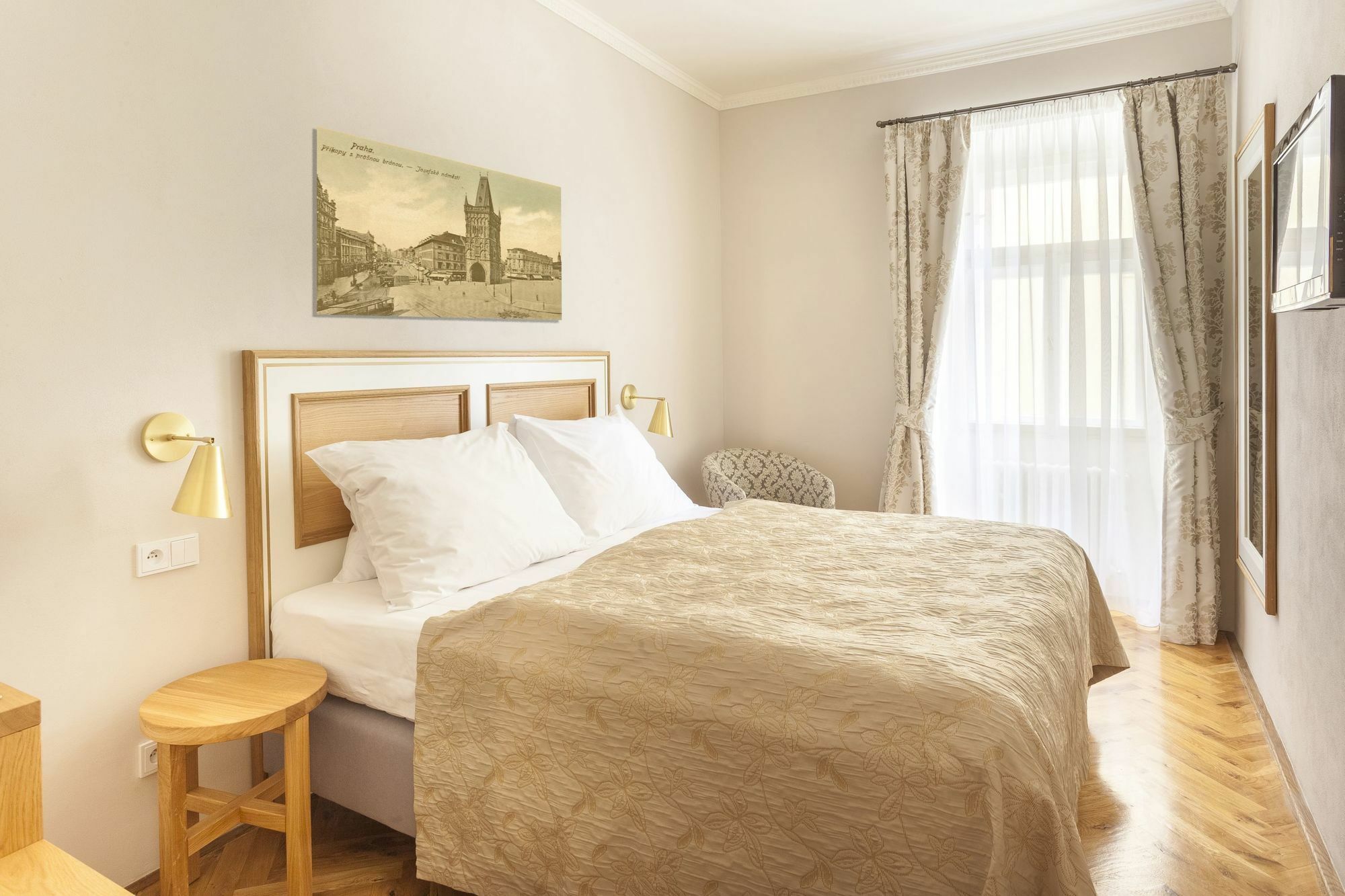 Hotel At The Golden Scissors Prag Exterior foto