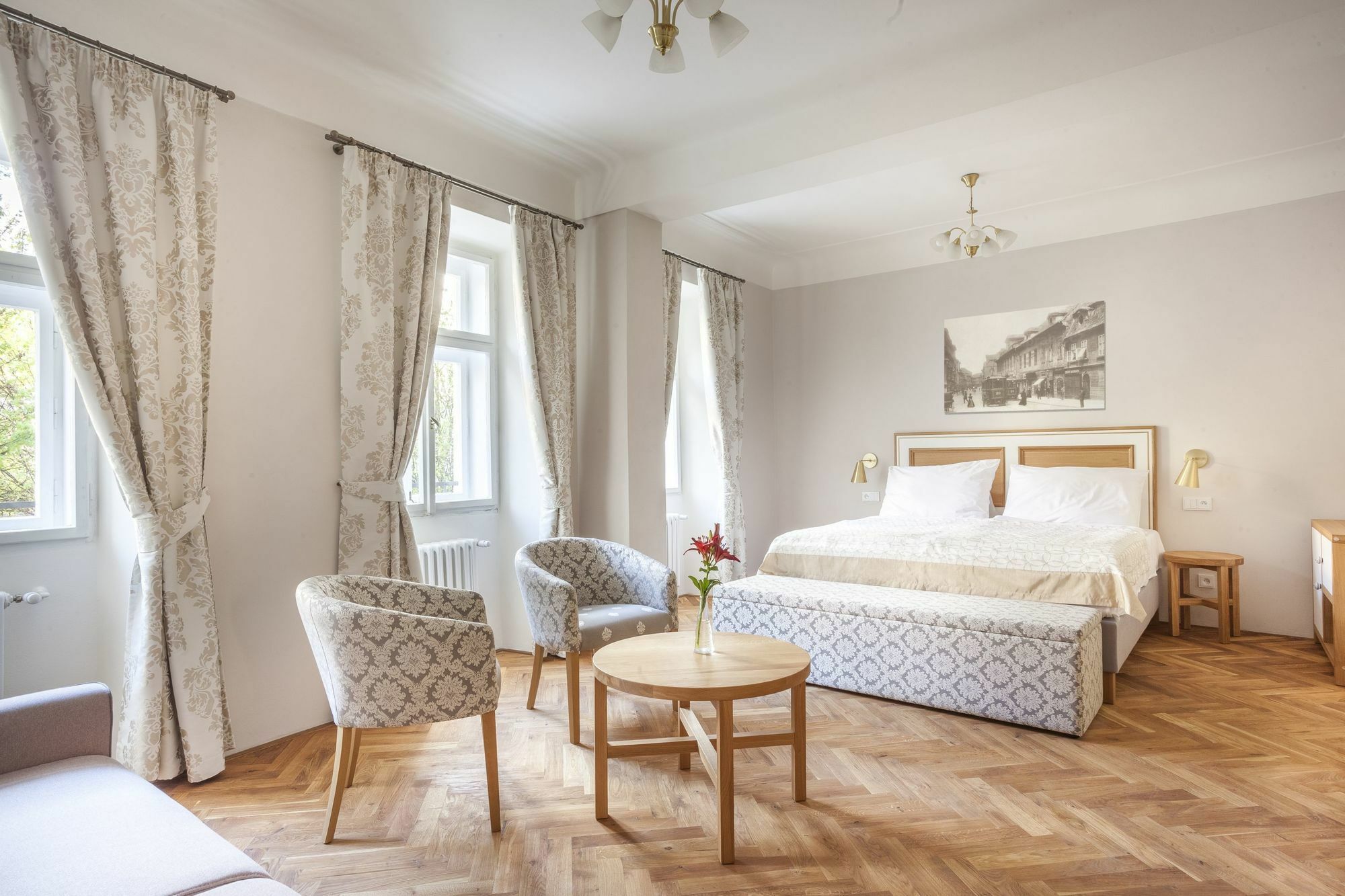 Hotel At The Golden Scissors Prag Exterior foto